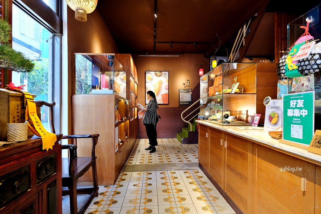雲林虎尾︱虎珍堂地瓜糕點專賣店 菓寮店．虎尾散步美食，以地瓜為主打的伴手禮專賣店 @QQ的懶骨頭