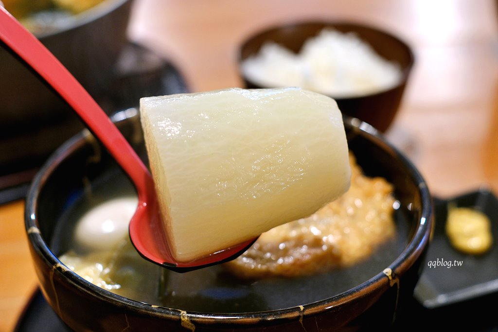 台中東區︱茶寮侘助．飄香在老宅裡的美味的日式咖哩和甜點 @QQ的懶骨頭