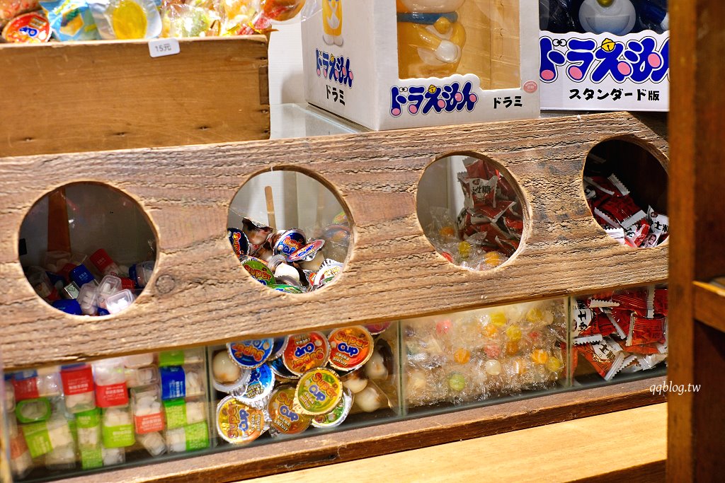 台南中西區︱阿美嬤紅茶奶 開山店．復古文青風外帶飲料店、選物店 @QQ的懶骨頭