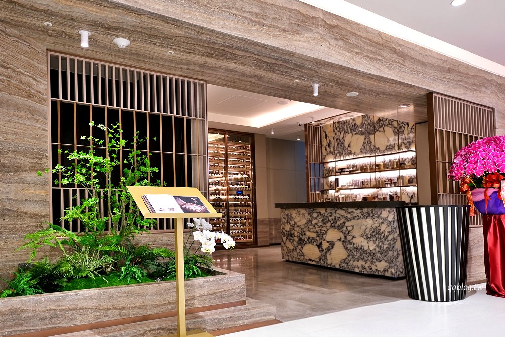 台中北屯︱漢來名人坊@台中漢神洲際．香港米其林品牌台中最新分店，新增燒臘部、片皮鴨 @QQ的懶骨頭