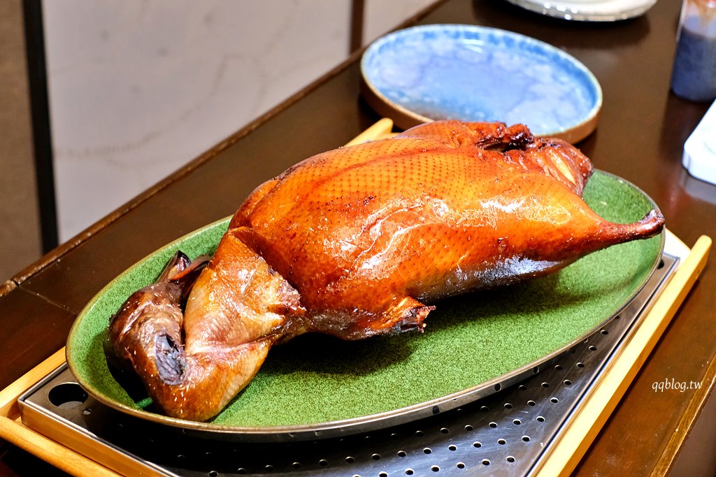 台中北屯︱漢來名人坊@台中漢神洲際．香港米其林品牌台中最新分店，新增燒臘部、片皮鴨 @QQ的懶骨頭
