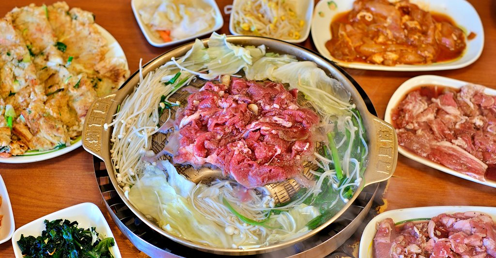 台中西區︱韓香亭韓國料理．台中老牌韓國料理，平日午餐459元就有銅盤烤肉、海鮮煎餅吃到飽 @QQ的懶骨頭