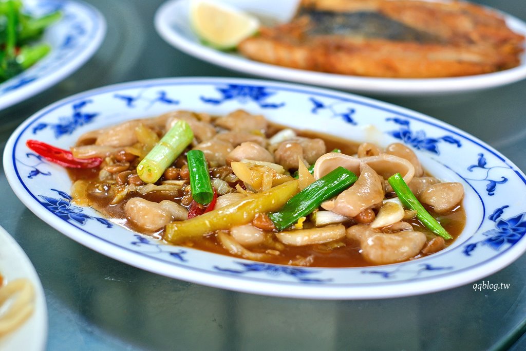 台中烏日︱平價海產現炒．餐點選擇性多，價格親民 @QQ的懶骨頭