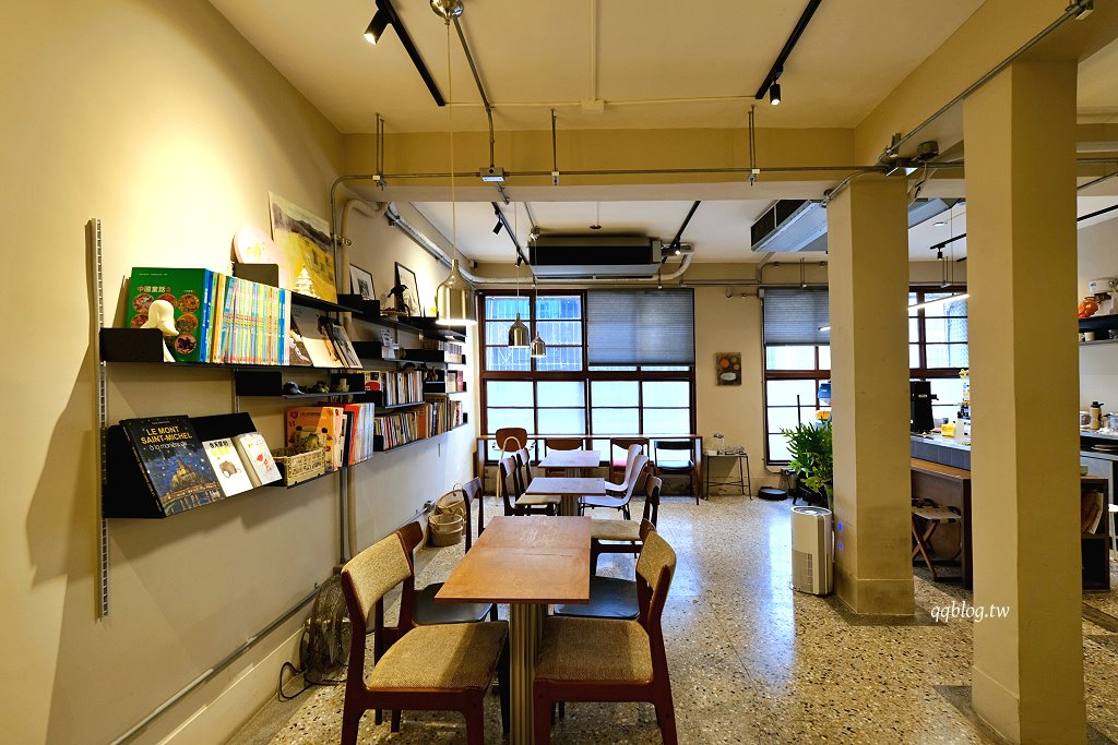 台中西區︱若草甜點店.搬新家環境更舒適,甜點依然有水準 @QQ的懶骨頭 台中西區︱若草甜點店.搬新家環境更舒適,甜點依然有水準 @QQ的懶骨頭