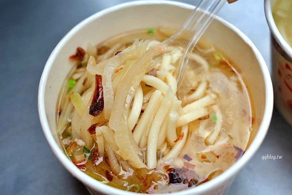 苗栗通宵︱老杜牛肉麵．在地營業超過40年老麵店，很家常的口味 @QQ的懶骨頭