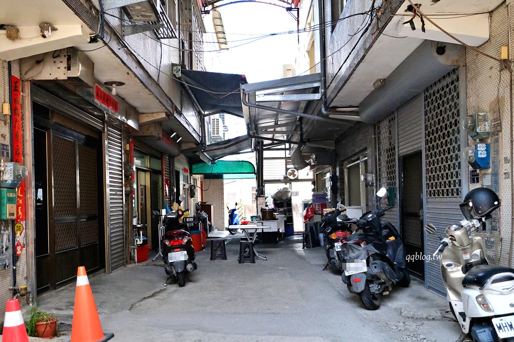 苗栗苑裡︱社苓鵝肉店．在地人推薦的私房巷弄美食，新鮮現切鵝肉每桌都有一份 @QQ的懶骨頭
