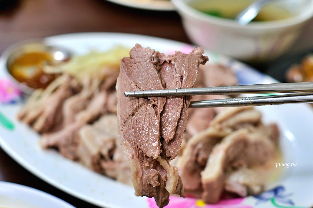 苗栗苑裡︱社苓鵝肉店．在地人推薦的私房巷弄美食，新鮮現切鵝肉每桌都有一份 @QQ的懶骨頭
