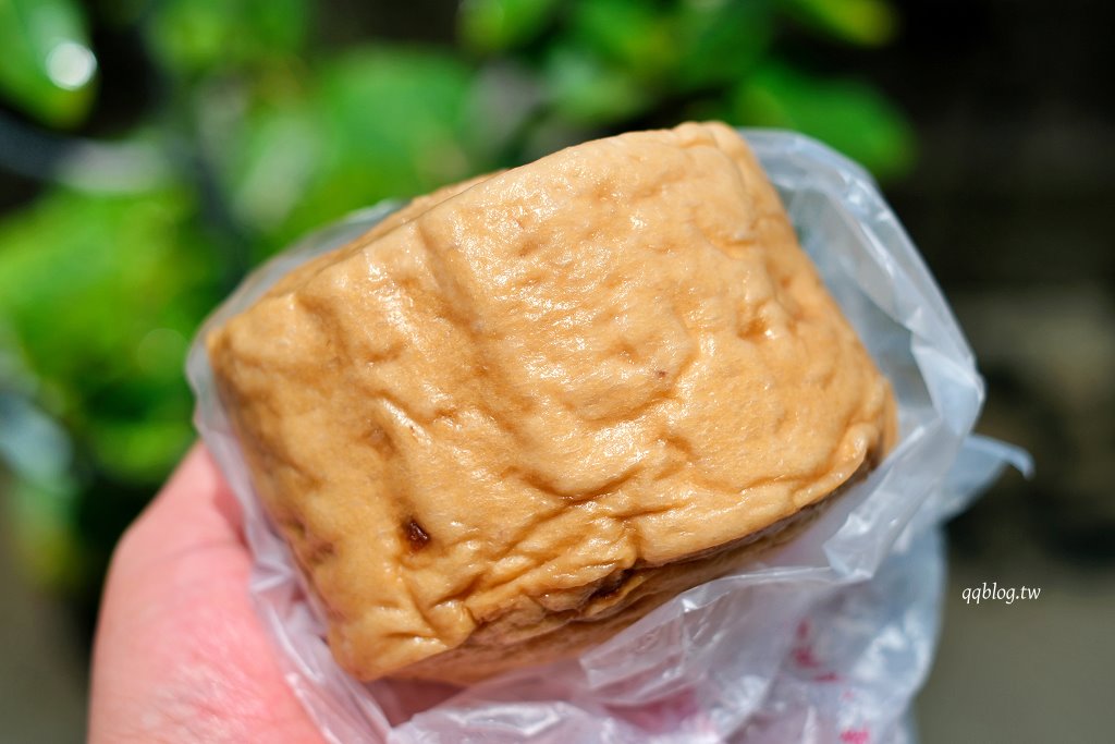 苗栗通宵︱阿潔老麵饅頭．堅持老麵發酵揉製麵糰，選用當地食材，鬆軟又香Q @QQ的懶骨頭