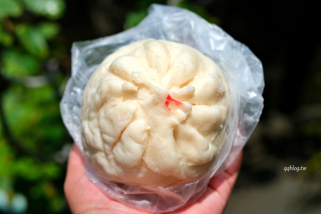 苗栗通宵︱阿潔老麵饅頭．堅持老麵發酵揉製麵糰，選用當地食材，鬆軟又香Q @QQ的懶骨頭