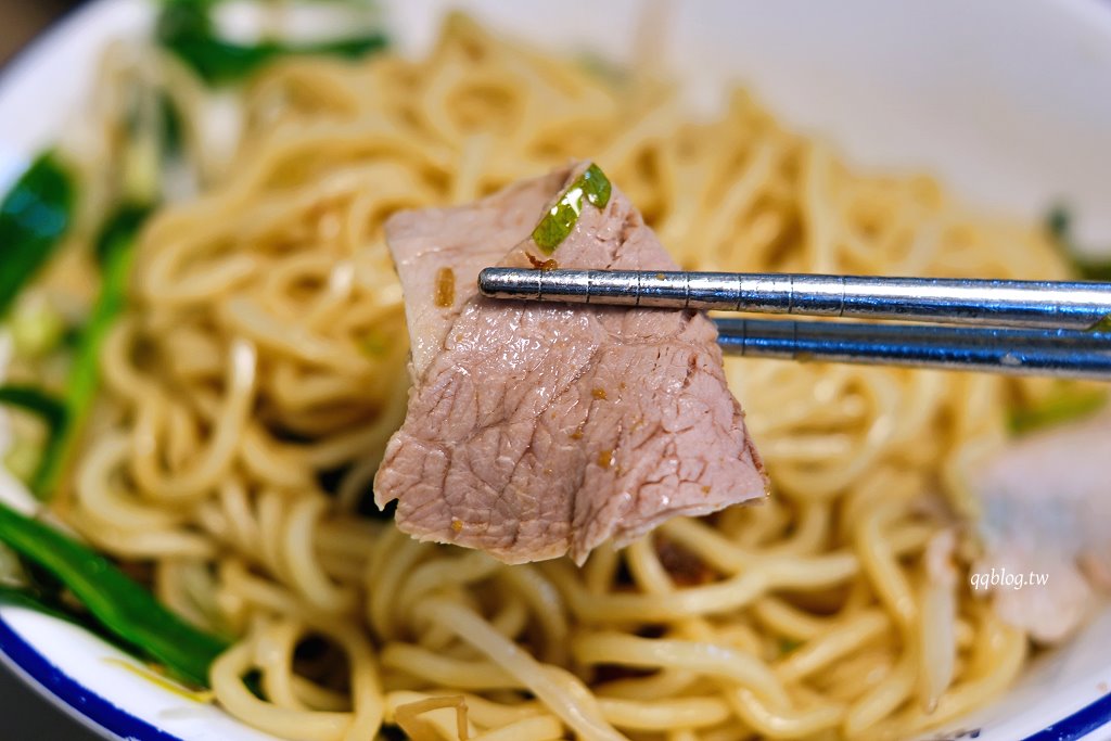 苗栗三義︱鄉村麵館．傳承三代的老字號客家麵館，用餐空間寬敞舒適 @QQ的懶骨頭