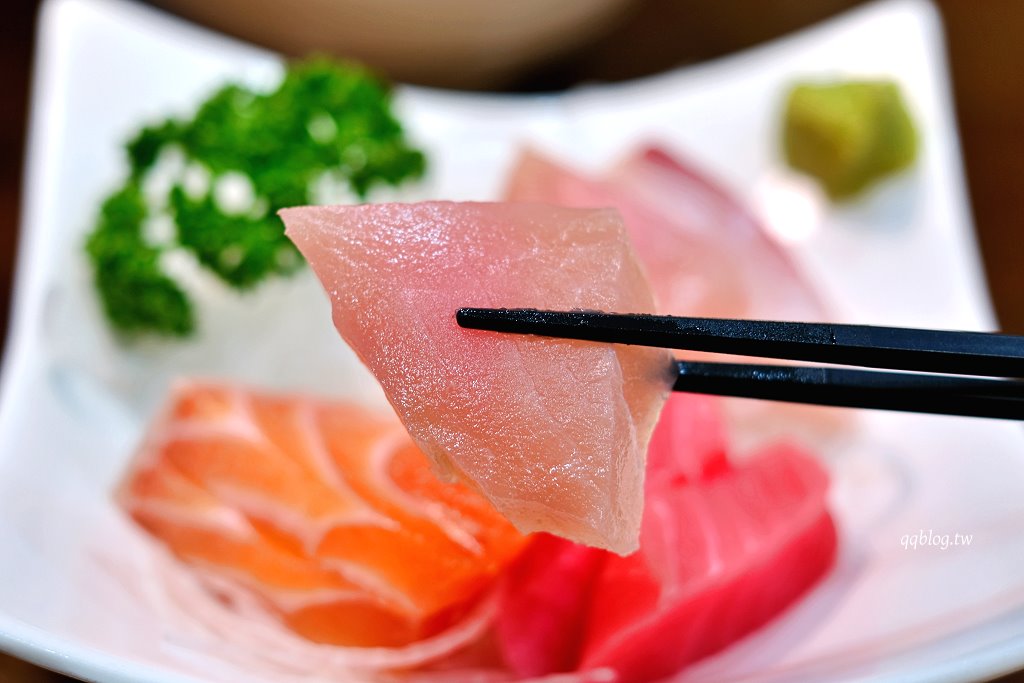 苗栗通霄︱阿叡丼飯 生魚片 壽司.超厚切生魚片,價格親民又大碗 @QQ的懶骨頭 苗栗通霄︱阿叡丼飯 生魚片 壽司.超厚切生魚片,價格親民又大碗 @QQ的懶骨頭