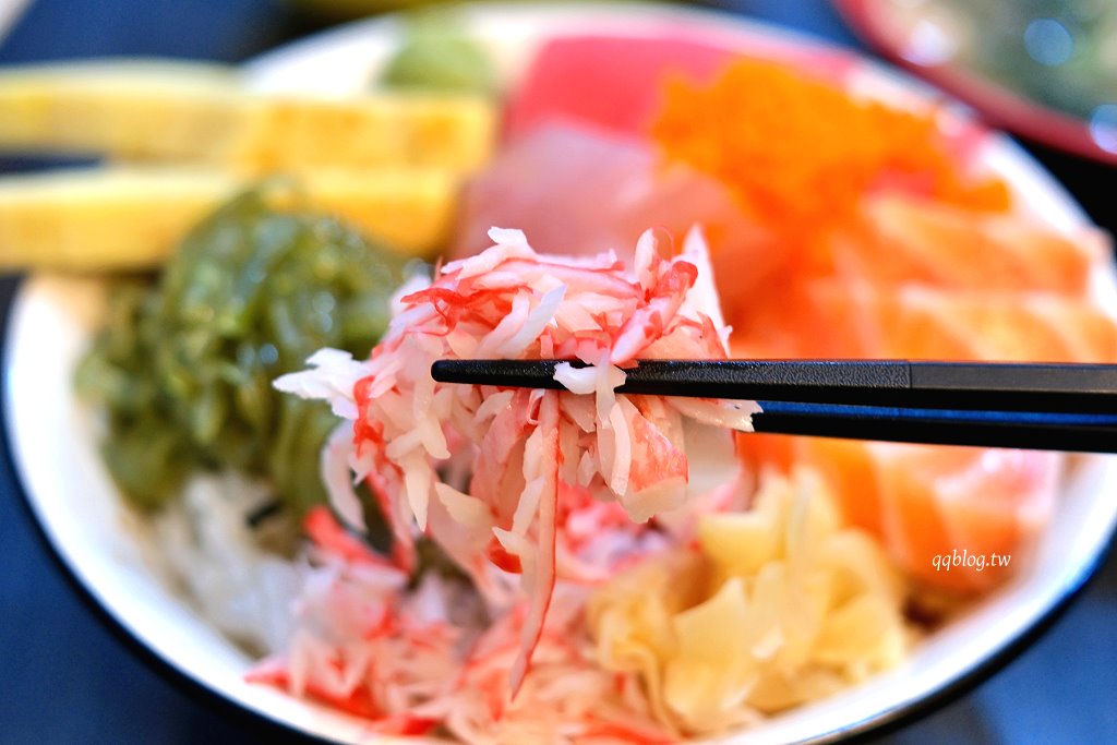 苗栗通霄︱阿叡丼飯 生魚片 壽司.超厚切生魚片,價格親民又大碗 @QQ的懶骨頭 苗栗通霄︱阿叡丼飯 生魚片 壽司.超厚切生魚片,價格親民又大碗 @QQ的懶骨頭