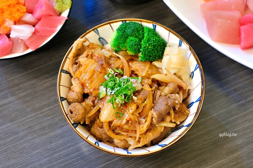 苗栗通霄︱阿叡丼飯 生魚片 壽司.超厚切生魚片,價格親民又大碗 @QQ的懶骨頭 苗栗通霄︱阿叡丼飯 生魚片 壽司.超厚切生魚片,價格親民又大碗 @QQ的懶骨頭