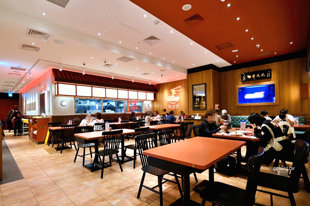 台中北屯︱春香飯店．兩班家旗下韓式中華料理進駐漢神洲際，必點韓式酢醬麵、糖醋肉 @QQ的懶骨頭