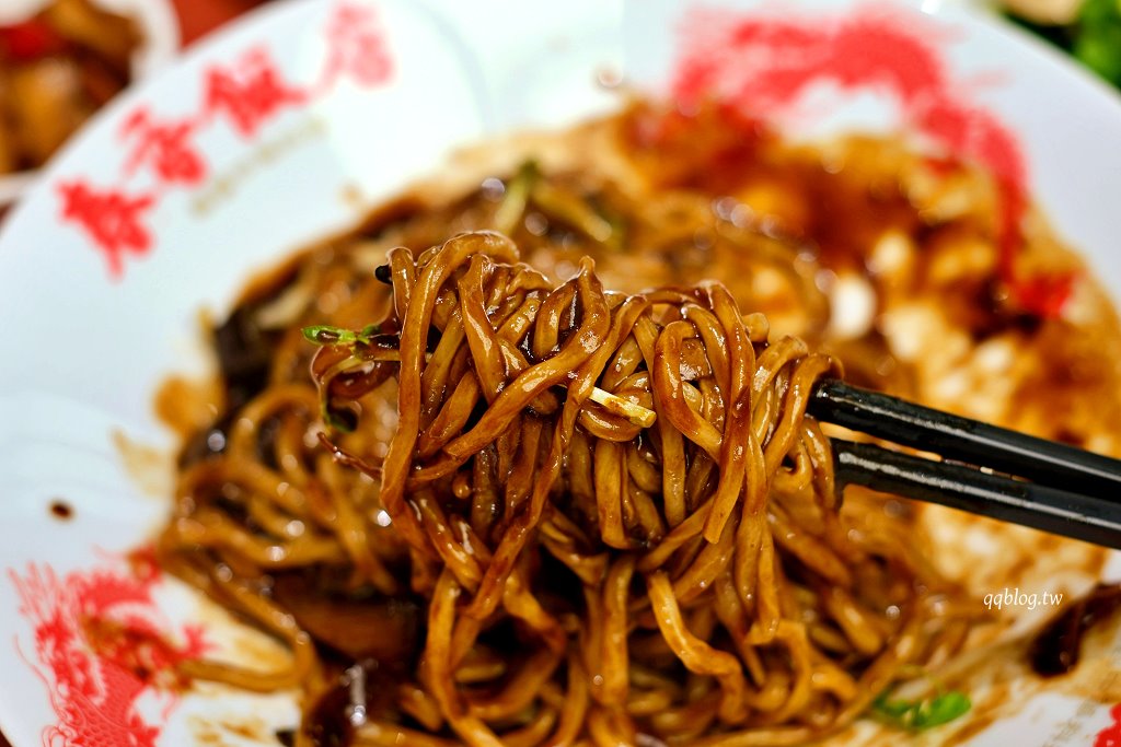 台中北屯︱春香飯店．兩班家旗下韓式中華料理進駐漢神洲際，必點韓式酢醬麵、糖醋肉 @QQ的懶骨頭