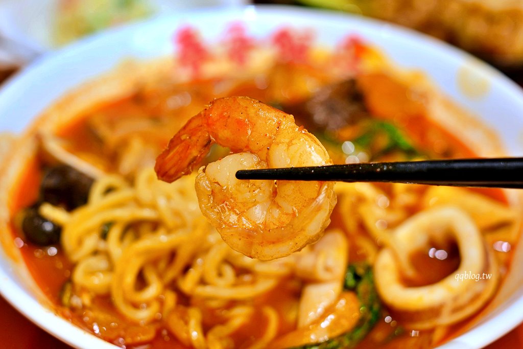 台中北屯︱春香飯店．兩班家旗下韓式中華料理進駐漢神洲際，必點韓式酢醬麵、糖醋肉 @QQ的懶骨頭