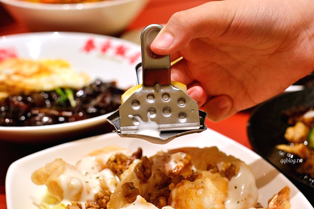 台中北屯︱春香飯店．兩班家旗下韓式中華料理進駐漢神洲際，必點韓式酢醬麵、糖醋肉 @QQ的懶骨頭