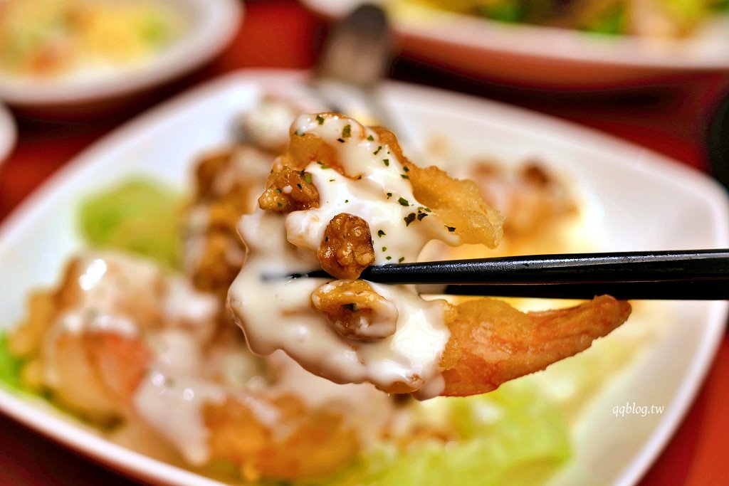 台中北屯︱春香飯店．兩班家旗下韓式中華料理進駐漢神洲際，必點韓式酢醬麵、糖醋肉 @QQ的懶骨頭