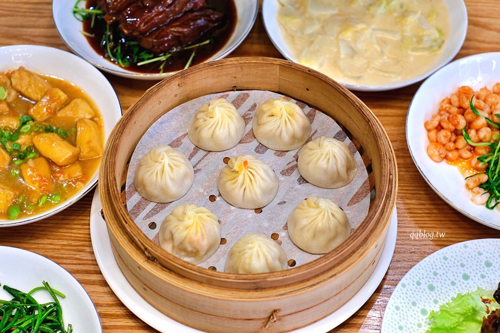 台中中區︱沁園春 創始店.營業超過70年的老字號江浙料理,連續多年獲得米其林必比登推薦 @QQ的懶骨頭 台中中區︱沁園春 創始店.營業超過70年的老字號江浙料理,連續多年獲得米其林必比登推薦 @QQ的懶骨頭