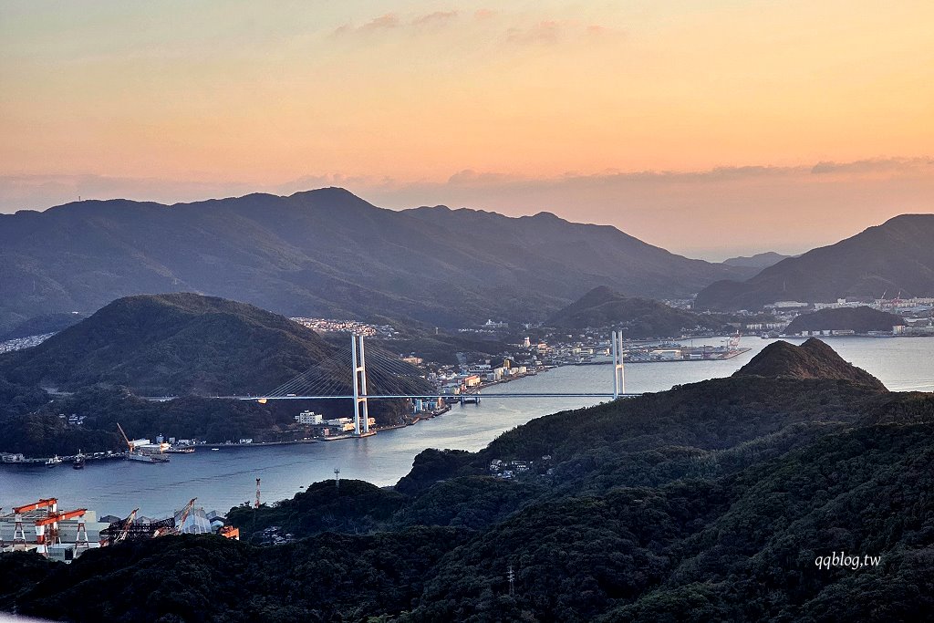 日本長崎︱稻佐山夜景．日本三大夜景之一也是世界新三大夜景，登上瞭望台觀賞美麗的長崎夜景 @QQ的懶骨頭