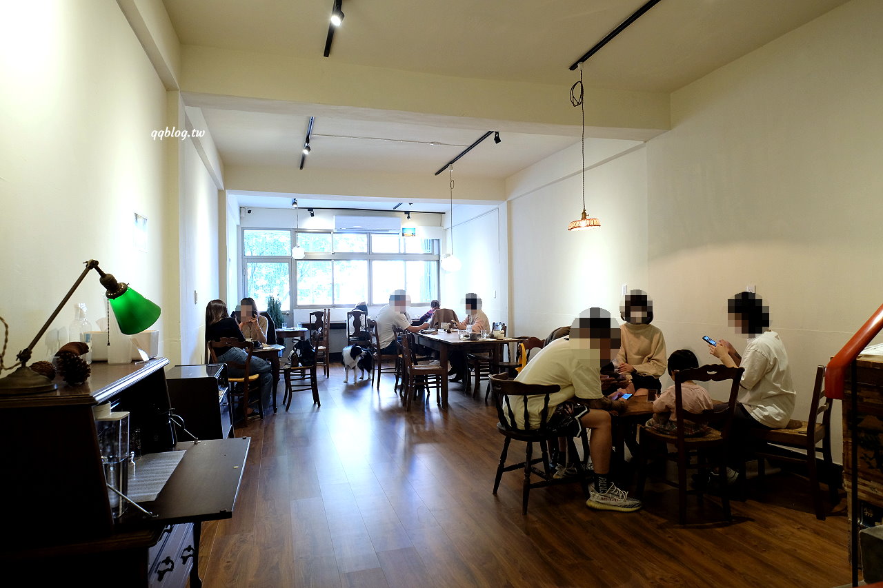 台中西區︱パーラー 映 parlor_ei．美術館附近的日式氛圍甜點喫茶店，IG熱門打卡 @QQ的懶骨頭