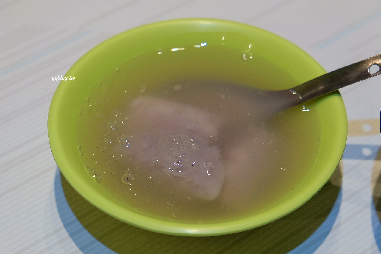 台中西區︱樂群冷凍芋．營業超過30年老冰店，台中必吃冷凍芋之一，第五市場美食推薦 @QQ的懶骨頭