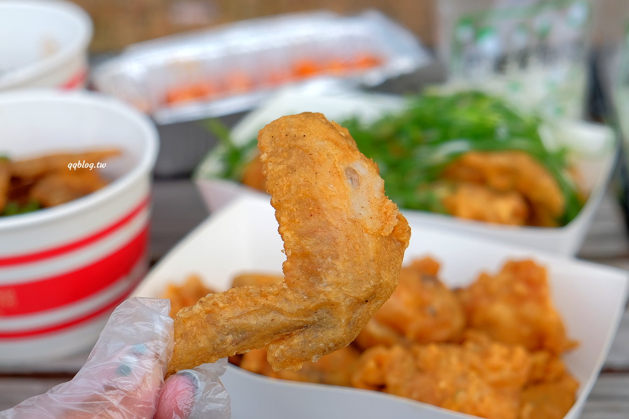 台中南屯︱起家雞韓式炸雞．好吃的韓式炸雞又一家，最愛頂級洋釀、哇樂和人氣青蔥 @QQ的懶骨頭